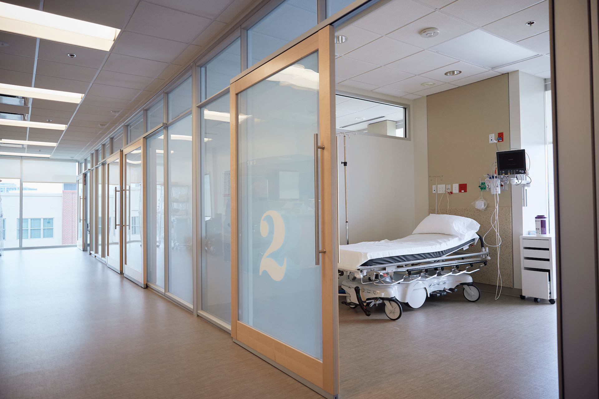 Ideal professional cleaning spaces: hospital hallway and room